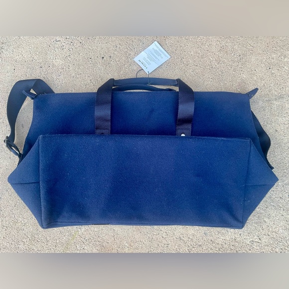 NWT Coach Unisex Weekender Overnighter Duffle Bag Travel CarryOn Large Navy Blue - Picture 10 of 10
